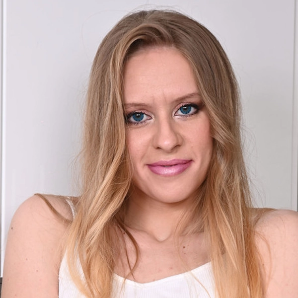 Nikki Riddle Porn by Desire Atlas